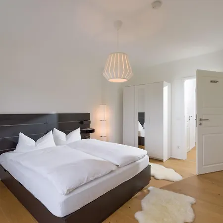 Moderne Bergstube Mit 2 Schlafzimmer Und Grossen Balkon *