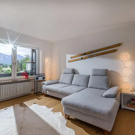 Moderne Bergstube Mit 2 Schlafzimmer Und Grossen Balkon